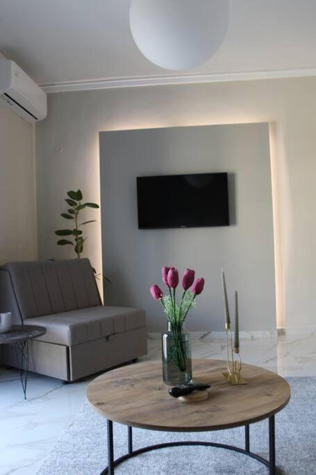 K&M 40 Ekklision A' Apartment Drama Exterior photo